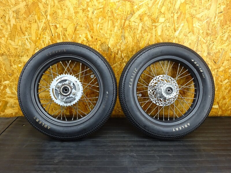 【250903】FTR223(MC34-1010)◇ 縦溝タイヤ ホイール前後set ビンテージタイヤ(4.50-18 19年21週)ファットタイヤ チョッパー フロント リア | 中古バイクパーツ通販・買取　ジャンクヤード鳥取　JunkYard