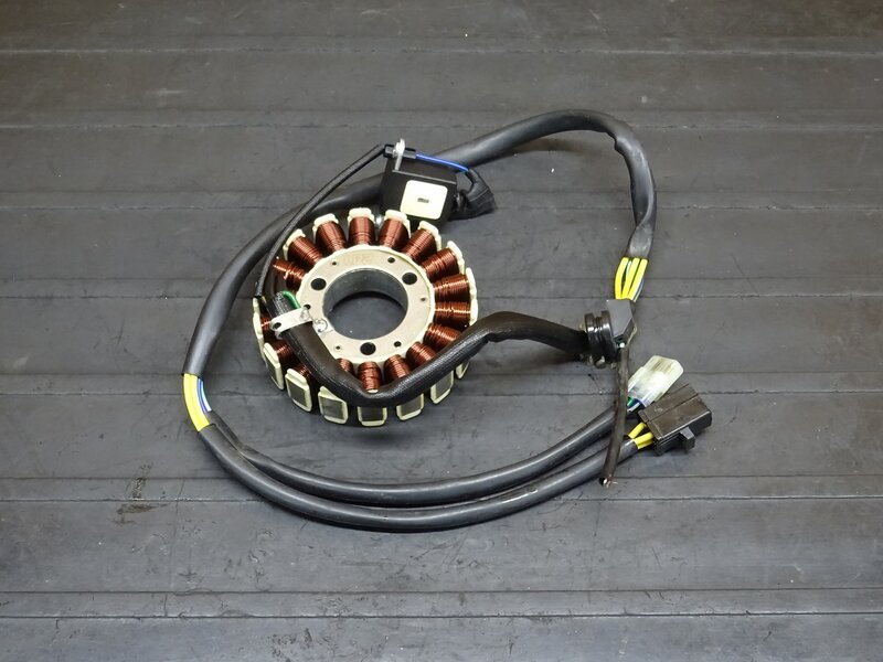 【250926】FTR223(MC34-1006)◆ 社外ジェネレーター ステーターコイル ※エンジンパーツ | 中古バイクパーツ通販・買取　ジャンクヤード鳥取　JunkYard