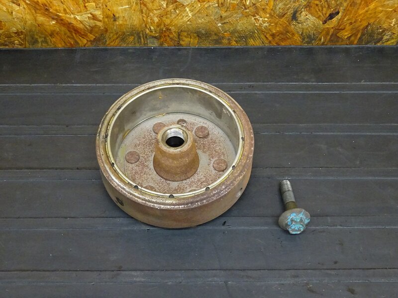 【260115】ゼファー400(ZR400C-054)◇ フライホイール 【C4 ※エンジンパーツ | 中古バイクパーツ通販・買取　ジャンクヤード鳥取　JunkYard