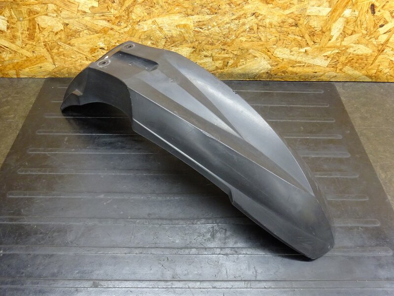【260207】CRM250R(MD24-1405)◆ 社外フロントフェンダー 削れ/色褪せ有 | 中古バイクパーツ通販・買取　ジャンクヤード鳥取　JunkYard