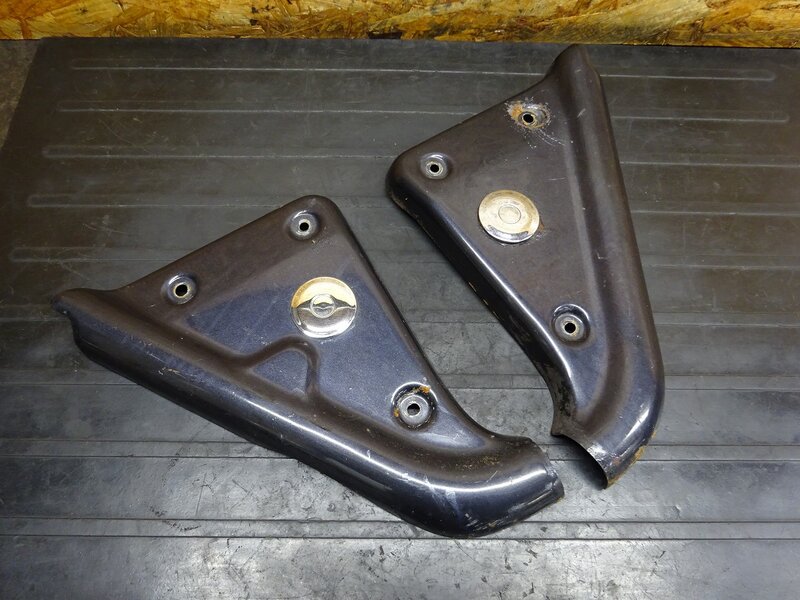 【260213】マグナ250(MC29-1012)◆ フレームカバー左右セット 錆有 【V-TWIN | 中古バイクパーツ通販・買取　ジャンクヤード鳥取　JunkYard