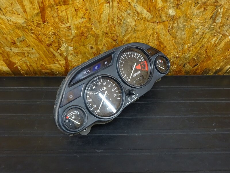 【260301】ZZR400(ZX400N-008)◇ スピードメーター タコメーター インジケーターランプ 18104km 【ZZ-R400 | 中古バイクパーツ通販・買取　ジャンクヤード鳥取　JunkYard