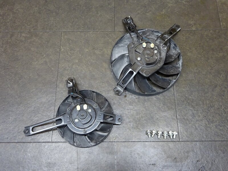 【250614】CBR1000RR SP(SC59-1600)◆ ラジエーターファン ラジエーター ラジエター 使用未確認 【後期 | 中古バイクパーツ通販・買取　ジャンクヤード鳥取　JunkYard