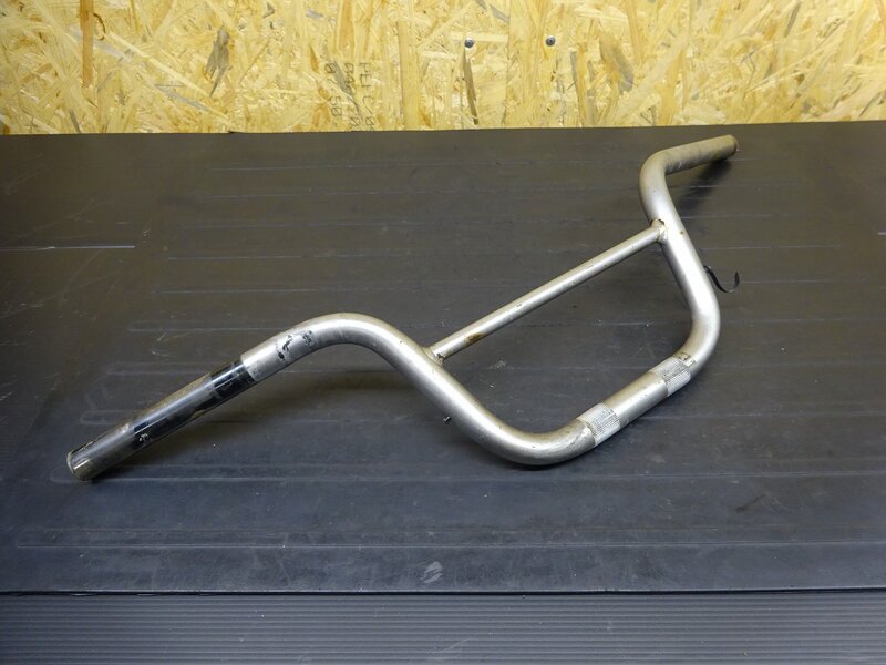 【250616】KSR110(KL110A-000)◆ ハンドル 22.2mm 削れ有 | 中古バイクパーツ通販・買取　ジャンクヤード鳥取　JunkYard