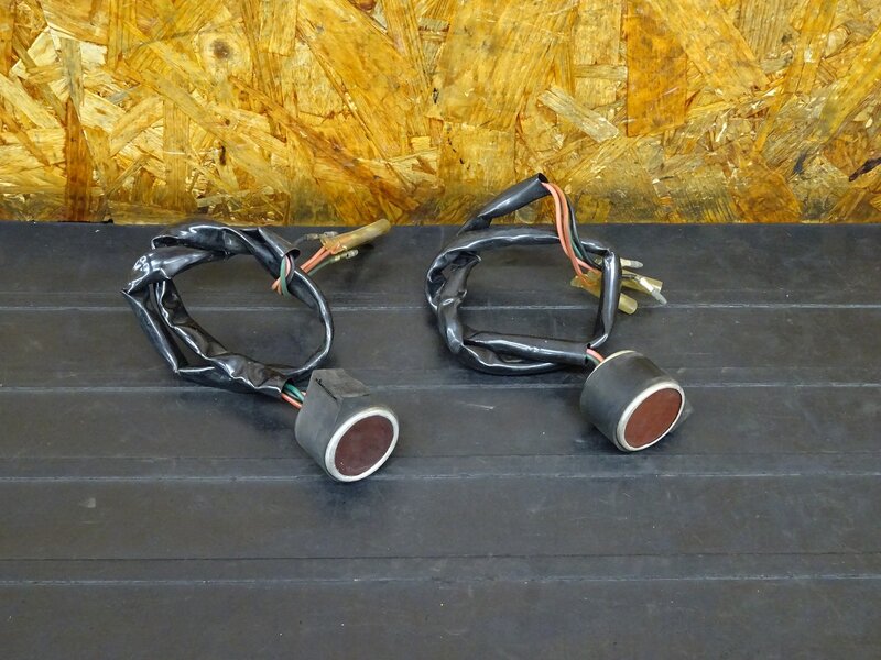 【250722】◇ ウインカーリレー 2個セット 取付使用未確認 ※検:GL400 | 中古バイクパーツ通販・買取　ジャンクヤード鳥取　JunkYard