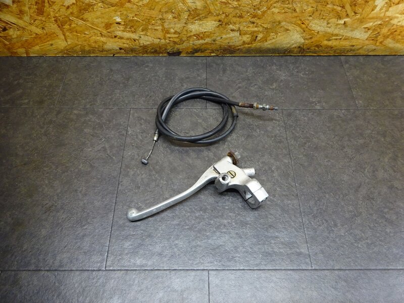 【250801】マグナ250(MC29-1029)◆ クラッチレバー クラッチレバーホルダー 削れ有 | 中古バイクパーツ通販・買取　ジャンクヤード鳥取　JunkYard