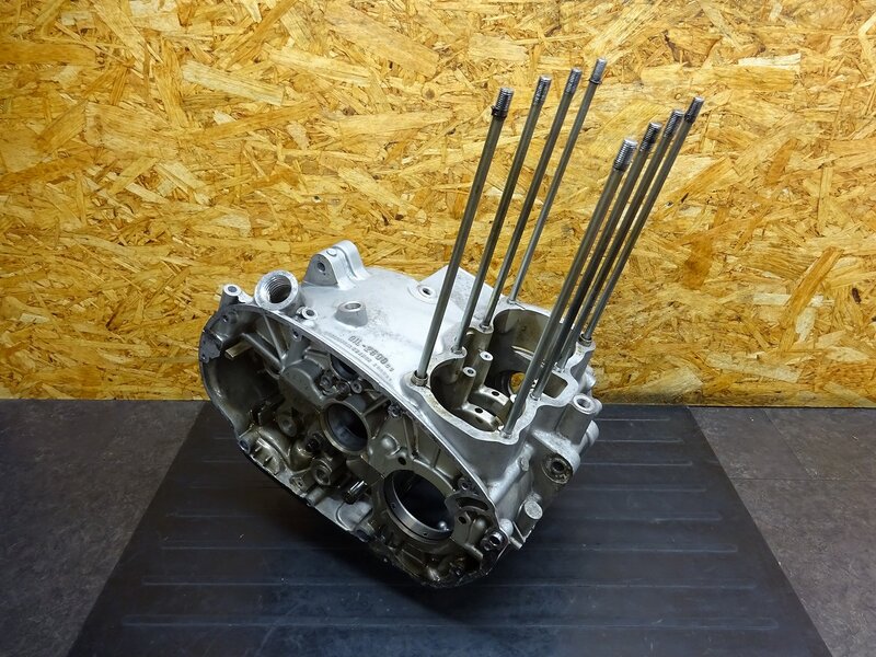 【250803】XS650SP(3G5-000)◆ クランクケース上下セット ※エンジンパーツ【SPL スペシャル | 中古バイクパーツ通販・買取　ジャンクヤード鳥取　JunkYard
