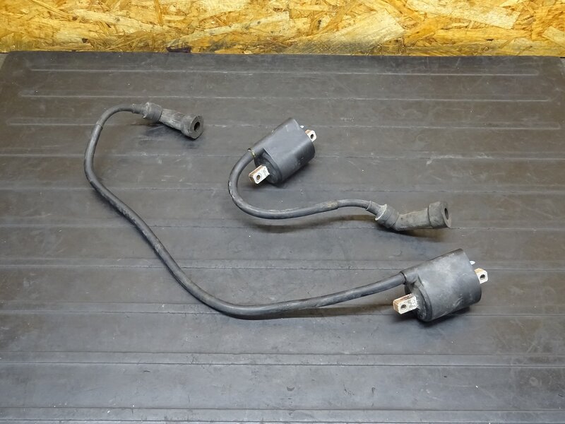【250821】ドラッグスター1100(VP10J-000)◆ イグニッションコイル プラグコード プラグキャップ | 中古バイクパーツ通販・買取　ジャンクヤード鳥取　JunkYard