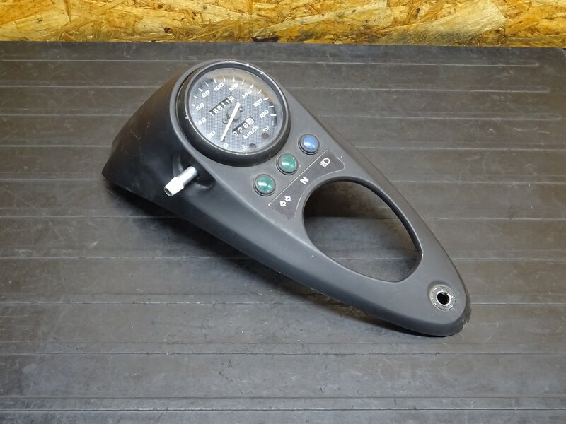 【250912】エリミネーター250V(VN250A-033)◆ スピードメーター インジケーターランプ メーターカバー 18811km 色塗り有 | 中古バイクパーツ通販・買取　ジャンクヤード鳥取　JunkYard