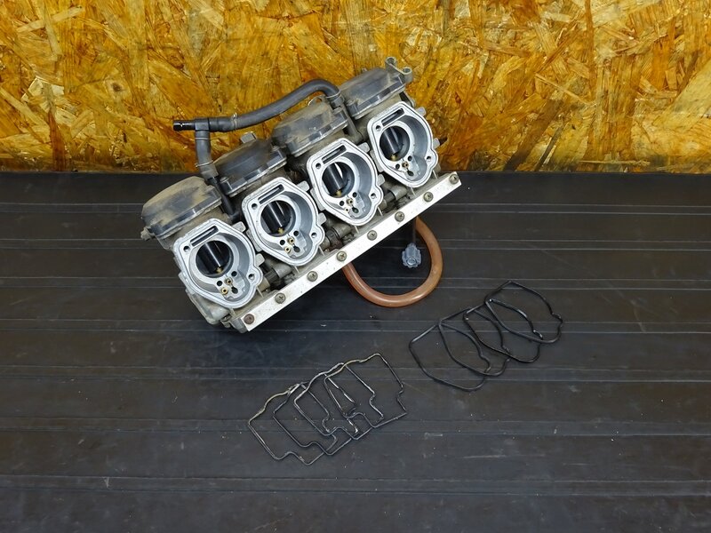 【251001】ZXR250(ZX250C-012)◇ キャブレター キャブ V717 HDG ※検:バリオス ZR250A | 中古バイクパーツ通販・買取　ジャンクヤード鳥取　JunkYard