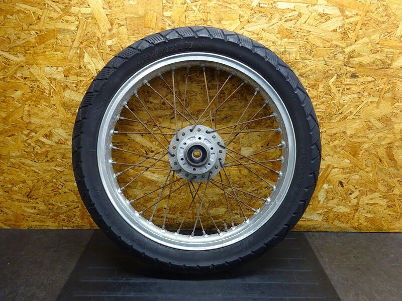 【251013】XS650SP(447-904)◆ フロントホイール 19×1.85 TAKASAGO タカサゴリム 腐食有 【SPL スペシャル ※検索：3G5 TX650 | 中古バイクパーツ通販・買取　ジャンクヤード鳥取　JunkYard