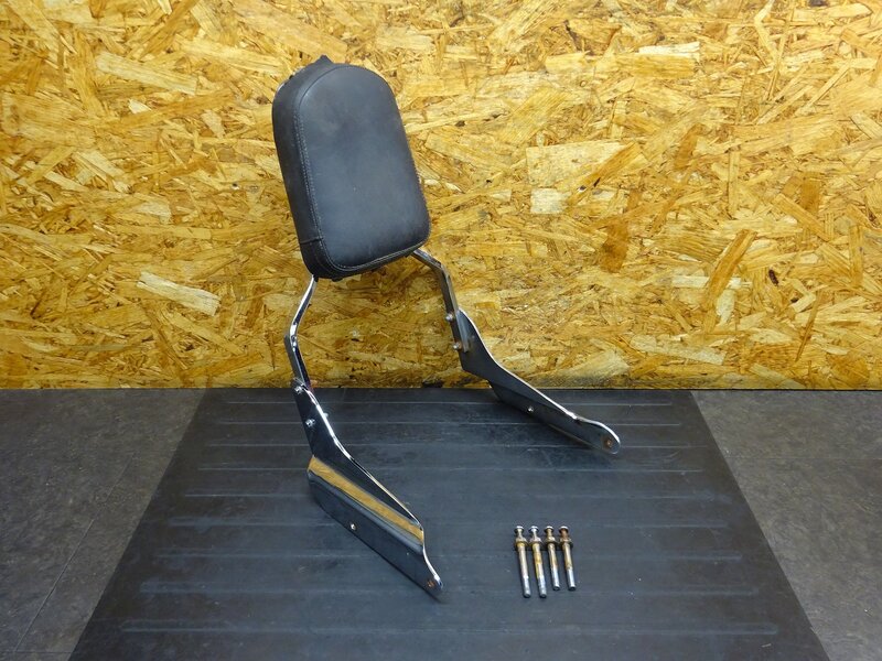 【251033】マグナ250(MC29-1500)◆ バックレスト 背もたれ シーシーバー シート破れ有 【V-TWIN | 中古バイクパーツ通販・買取　ジャンクヤード鳥取　JunkYard