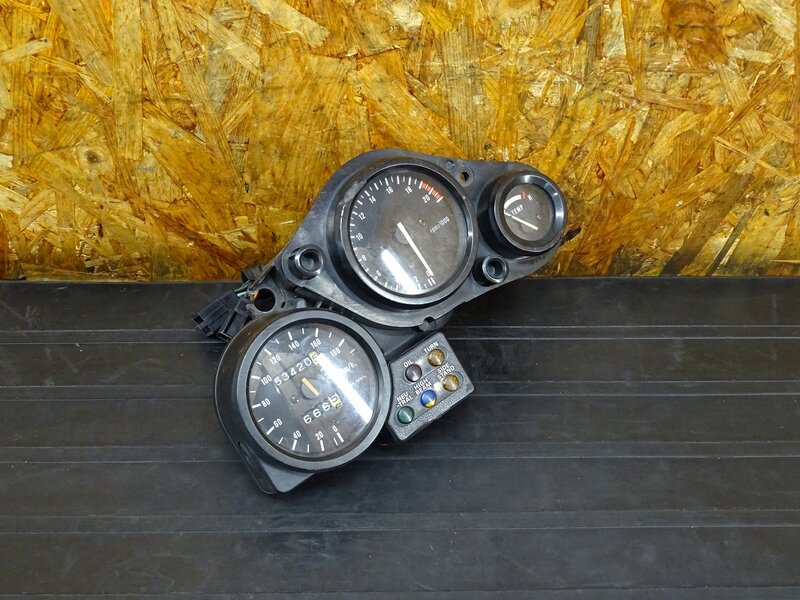 【251038】CBR250RR(MC22)◇ スピードメーター タコメーター インジケーターランプ 破損有 部品取りに!! ジャンク!! | 中古バイクパーツ通販・買取 ジャンクヤード鳥取 JunkYard