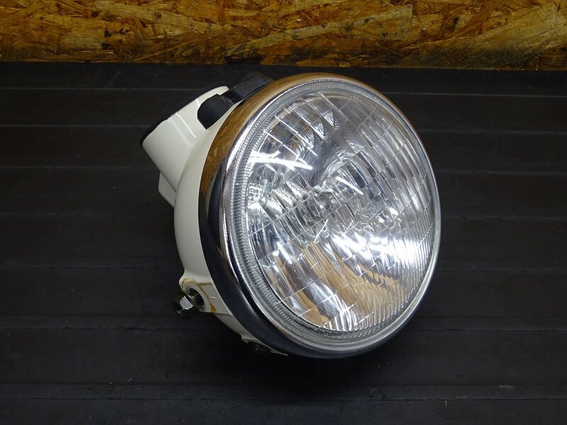 【251101】エイプ100(HC07-1301)◆ ヘッドライト ヘッドライトレンズ ヘッドライトケース インジケーターランプ 【エイプ50 XR100 | 中古バイクパーツ通販・買取　ジャンクヤード鳥取　JunkYard