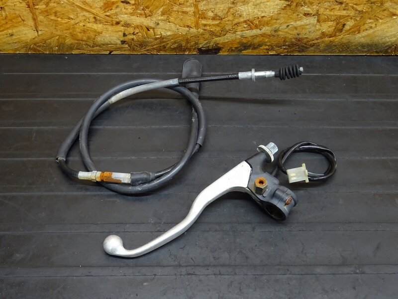 【251107】KLX250(LX250E-A05)◆ クラッチレバー クラッチレバーホルダー 【04’ Dトラッカー | 中古バイクパーツ通販・買取　ジャンクヤード鳥取　JunkYard