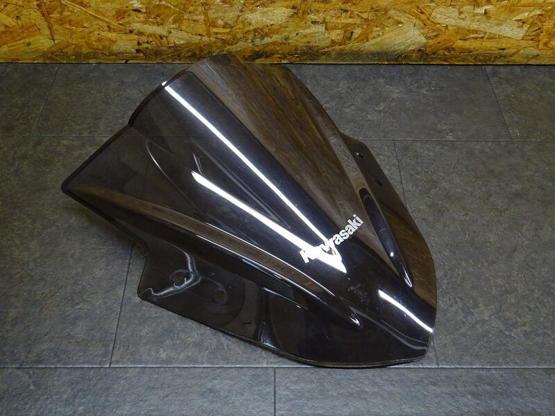 【251220】Ninja250(EX250L-019)◆ スクリーン ライトスモーク 社外?? 傷有 【ABS付 | 中古バイクパーツ通販・買取　ジャンクヤード鳥取　JunkYard