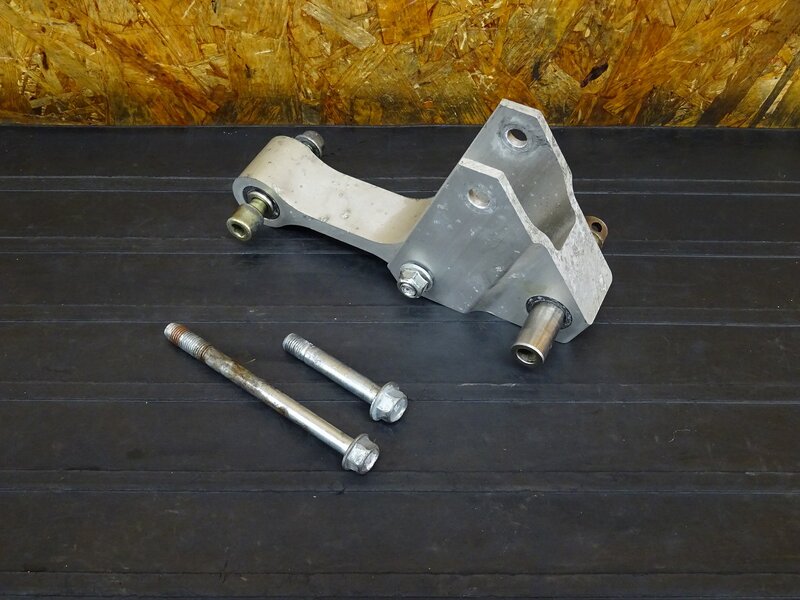 【251224】NSR250R SP(MC28-1100)◇ リアサスリンク リアサスペンションリンク ※検:MC21 【流用車外し | 中古バイクパーツ通販・買取　ジャンクヤード鳥取　JunkYard