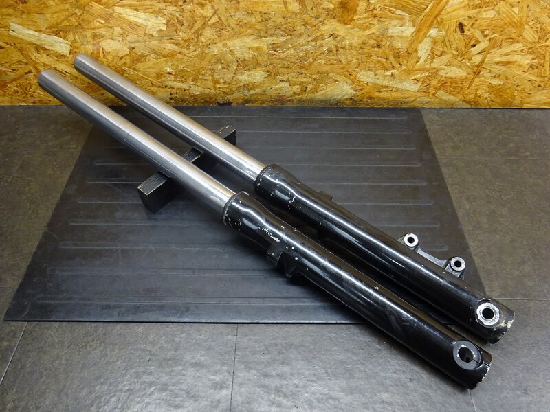 【260116】バルカン400(VN400A-017)◆ フロントフォーク インナーチューブ ボトムケース 錆/曲がり小有 | 中古バイクパーツ通販・買取　ジャンクヤード鳥取　JunkYard