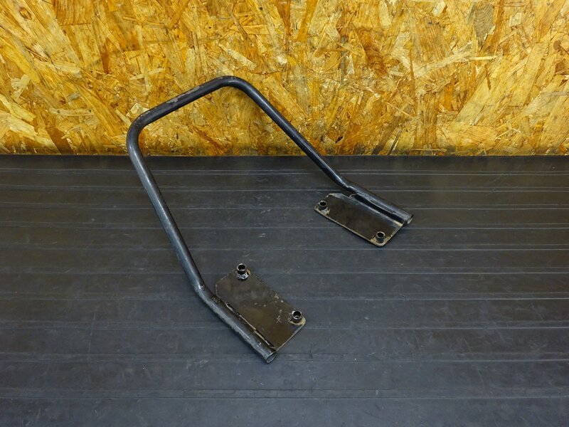 【260210】ZRX-Ⅱ(ZR400E-311)◇ グラブバー タンデムグリップ タンデムバー アシストグリップ 錆有 【前期 ZRX-2 ZRX400 | 中古バイクパーツ通販・買取　ジャンクヤード鳥取　JunkYard