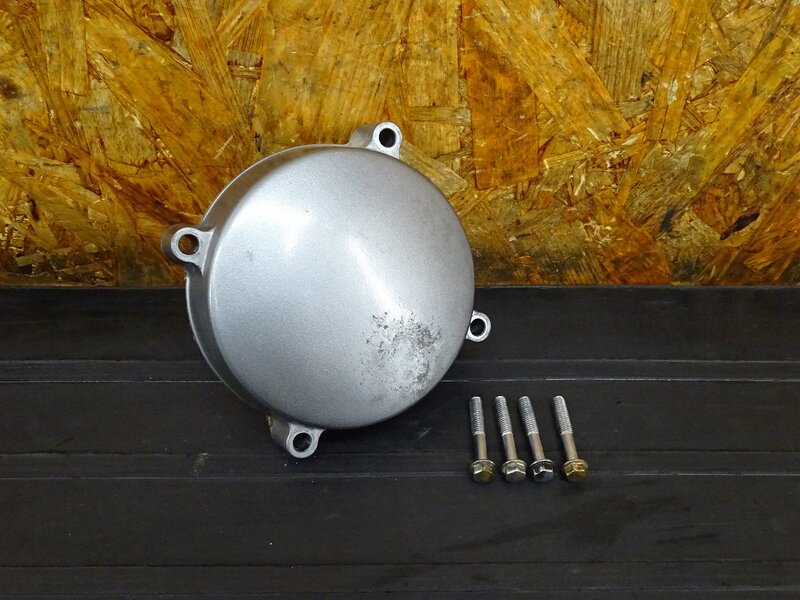 【260301】ZZR400(ZX400N-008)◇ ポイントカバー エンジンカバー右 凹み/傷有 ※検:ZRX400 ZZ-R600 【エンジンパーツ ZZ-R400 | 中古バイクパーツ通販・買取　ジャンクヤード鳥取　JunkYard