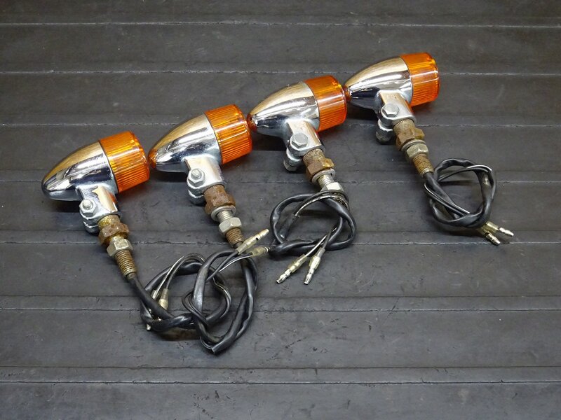 【260310】SR400(1JR-302)◆ 社外ウインカー4個セット フロント/リアウインカー ウィンカー 砲弾型 【検:SR500 1JN 2J2 2H6 | 中古バイクパーツ通販・買取　ジャンクヤード鳥取　JunkYard