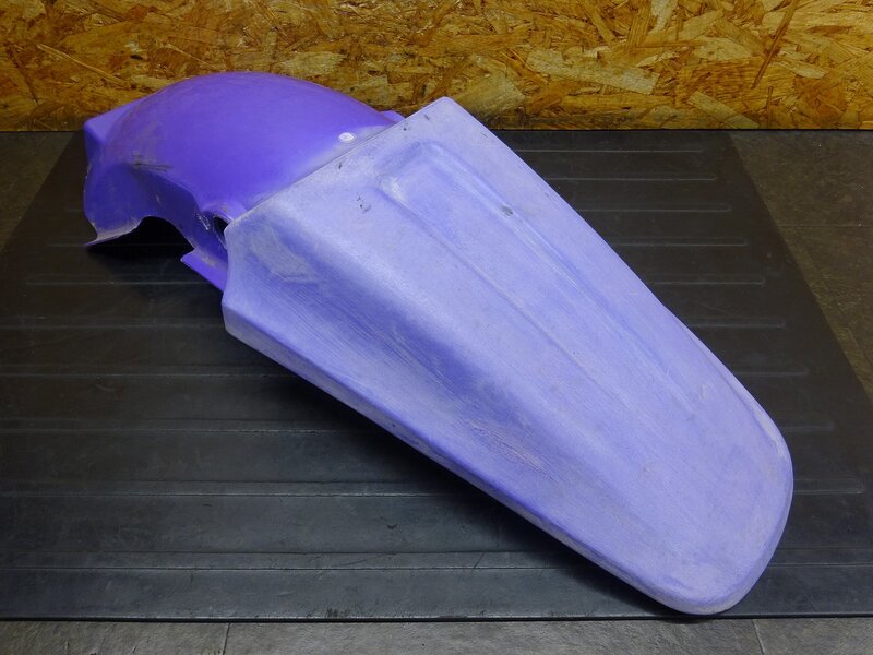 【260322】KDX125SR(DX125A-022)◆ リアフェンダー 劣化/削れ有 【検索：200 220 250 | 中古バイクパーツ通販・買取　ジャンクヤード鳥取　JunkYard