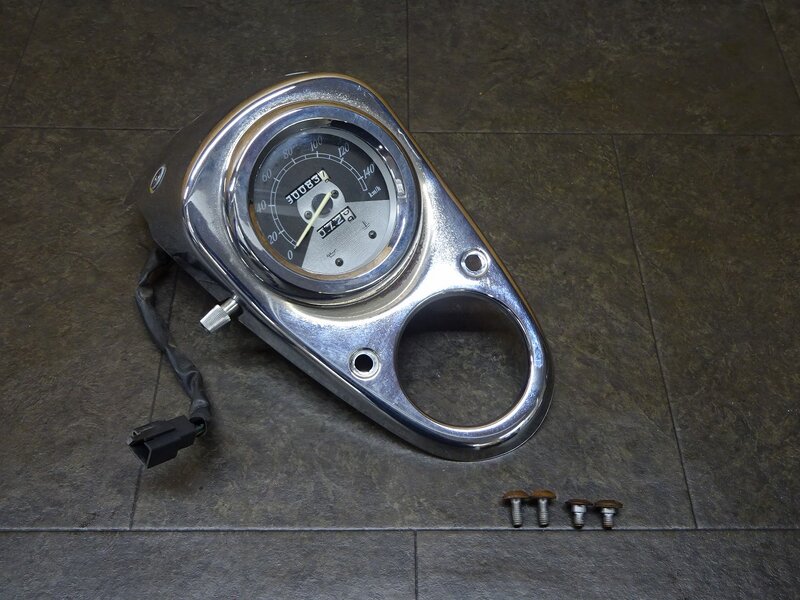 【250508】マグナ250(MC29-1700)◆ スピードメーター スピードメーターカバー メッキ 腐食有 【V-TWIN Vツイン | 中古バイクパーツ通販・買取　ジャンクヤード鳥取　JunkYard