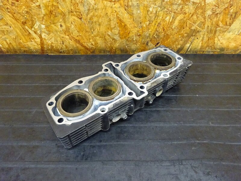 【250706】ZRX400(ZR400E-000)◇ シリンダー 錆有 ジャンク!! 【前期 ZRX-2 ZRX-Ⅱ | 中古バイクパーツ通販・買取　ジャンクヤード鳥取　JunkYard