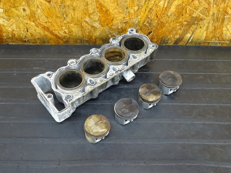 【250804】ZXR250(ZX250C-015)◇ シリンダー ピストン 錆 傷有 ※エンジンパーツ【検:バリオス ZX250 | 中古バイクパーツ通販・買取　ジャンクヤード鳥取　JunkYard