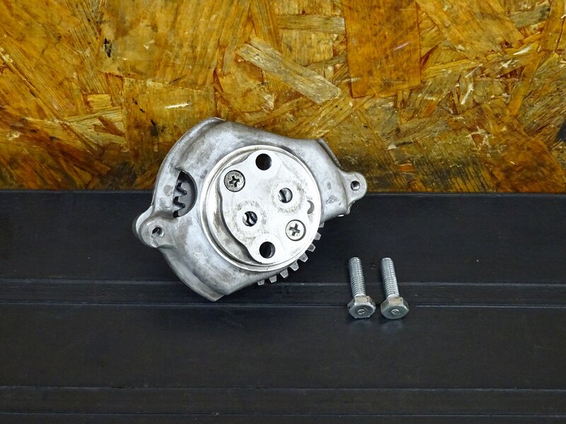 【250917】エイプ50(AC16-1005)◇ オイルポンプ ※エンジンパーツ 【検索:APE エイプ100 XR50 | 中古バイクパーツ通販・買取　ジャンクヤード鳥取　JunkYard