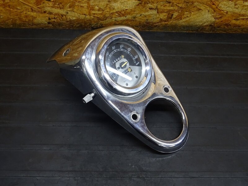 【251033】マグナ250(MC29-1500)◆ スピードメーター 54660km メーターカバー メッキ 針折れ有 【V-TWIN | 中古バイクパーツ通販・買取　ジャンクヤード鳥取　JunkYard