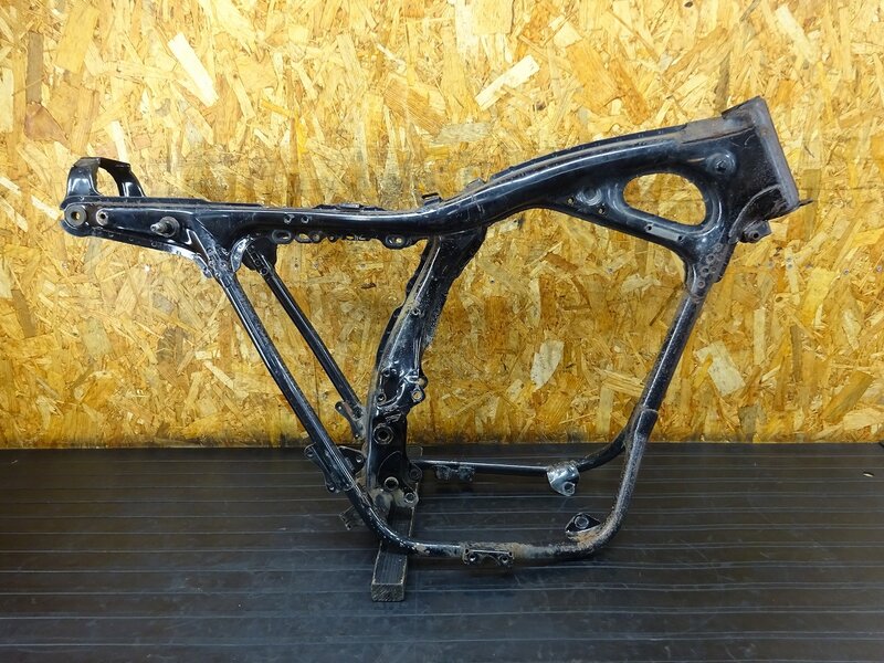 【251044】CB350(CB350-1069)◆ 中古書付フレーム 軽自動車届出済証返納証明 軽二輪 メインフレーム 【検索:CB250 エクスポート セニア | 中古バイクパーツ通販・買取 ジャンクヤード鳥取 JunkYard