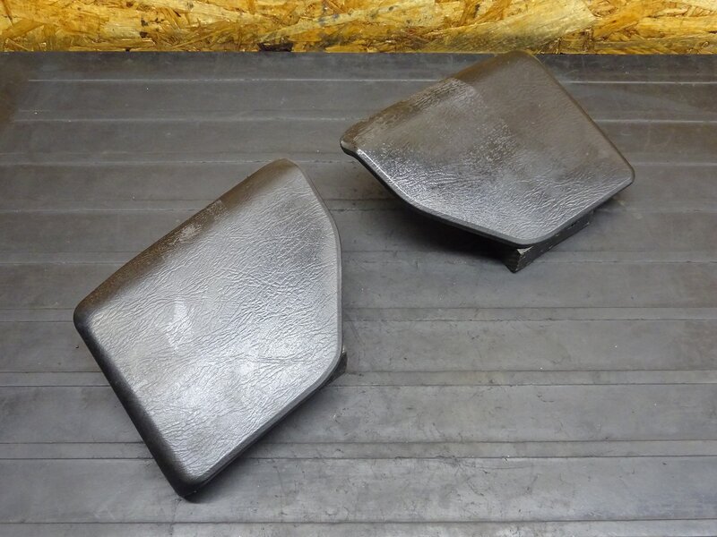 【251210】スカイウェイブ250S(CJ46A-104)◆ 小物入れカバー グローブボックスカバーフロント/インナーカバー テープ跡有 | 中古バイクパーツ通販・買取　ジャンクヤード鳥取　JunkYard