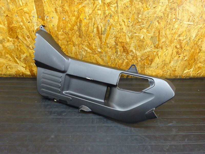 【260206】PS250(MF09-1002)◇ ボディカバー左 サイドカバー サイドカウル ツメ折れ/傷有 【角目 | 中古バイクパーツ通販・買取　ジャンクヤード鳥取　JunkYard