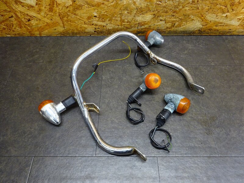 【260307】バンバン200(NH41A-100)◆ グラブバータンデムバー フロント/リアウインカー ウィンカー 錆/腐食有 【VanVan | 中古バイクパーツ通販・買取　ジャンクヤード鳥取　JunkYard