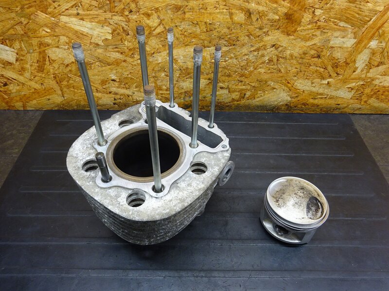 【260310】SR400(1JR-302)◆ シリンダー ピストン ※エンジンパーツ 【検:SR500 1JN 2J2 2H6 | 中古バイクパーツ通販・買取　ジャンクヤード鳥取　JunkYard