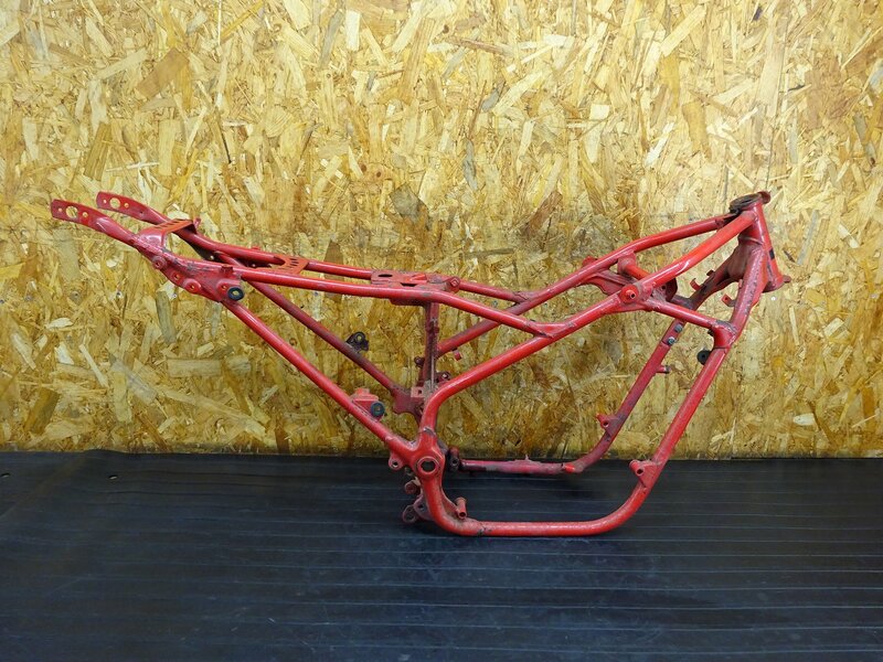 【260316】VT250F(MC08-1018)◇ 書無中古フレーム メインフレーム 【丸フレーム | 中古バイクパーツ通販・買取　ジャンクヤード鳥取　JunkYard