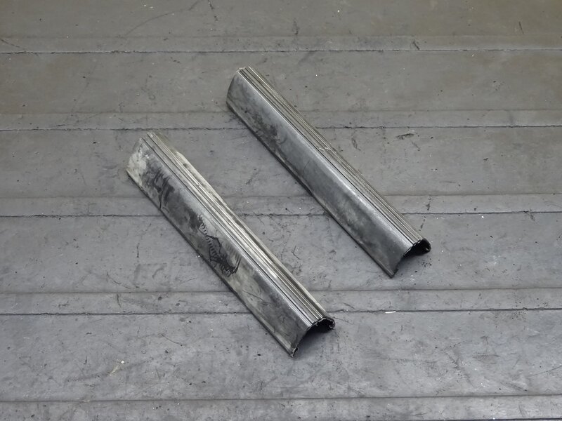【250715】モトコンポ(AB12-1000)◆ 配線カバー左右セット ハンドルモール カット加工/色褪せ有 | 中古バイクパーツ通販・買取　ジャンクヤード鳥取　JunkYard