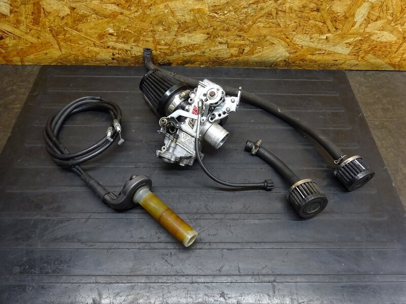 【250929】FTR223(MC34-1003)◆ 社外キャブレター キャブ FCR33 ケイヒン KEIHIN スロットルホルダー スロットルパイプ | 中古バイクパーツ通販・買取　ジャンクヤード鳥取　JunkYard