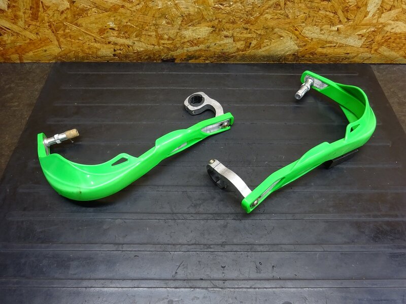 【251114】KDX125SR(DX125A-016)◆ 社外ナックルガード左右セット ハンドガード 割れ有 【検索：200 220 250 | 中古バイクパーツ通販・買取　ジャンクヤード鳥取　JunkYard