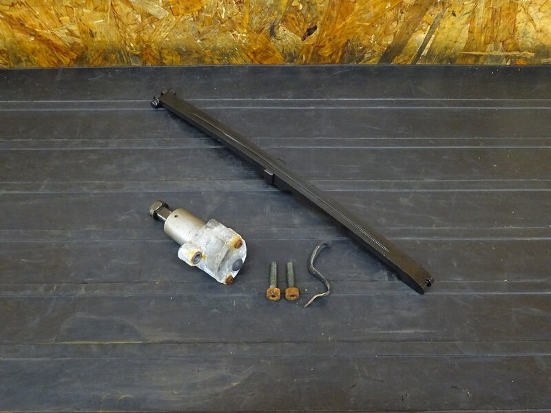 【251208】GSX400インパルス(GK79A-100)◇ カムチェーンテンショナー ガムチェーンガイド ※エンジンパーツ【GSX400S カタナ GK77A | 中古バイクパーツ通販・買取　ジャンクヤード鳥取　JunkYard