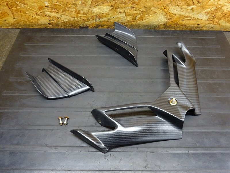 【251220】Ninja250(EX250L-019)◆ ウイングレット フロント/サイドウイングレット カーボン調 擦れ有 【ABS付 | 中古バイクパーツ通販・買取　ジャンクヤード鳥取　JunkYard