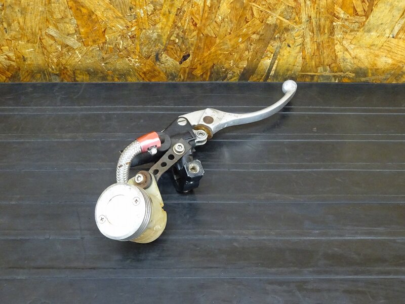 【260115】ゼファー400(ZR400C-054)◇ 社外フロントブレーキマスターシリンダー ブレーキマスター 固着/劣化有 【C4 | 中古バイクパーツ通販・買取　ジャンクヤード鳥取　JunkYard