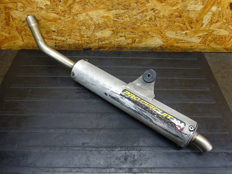 【260207】CRM250R(MD24-1405)◆ 社外サイレンサー マフラー プロサーキット PRO CIRCUIT 304 削れ/凹み有 | 中古バイクパーツ通販・買取　ジャンクヤード鳥取　JunkYard