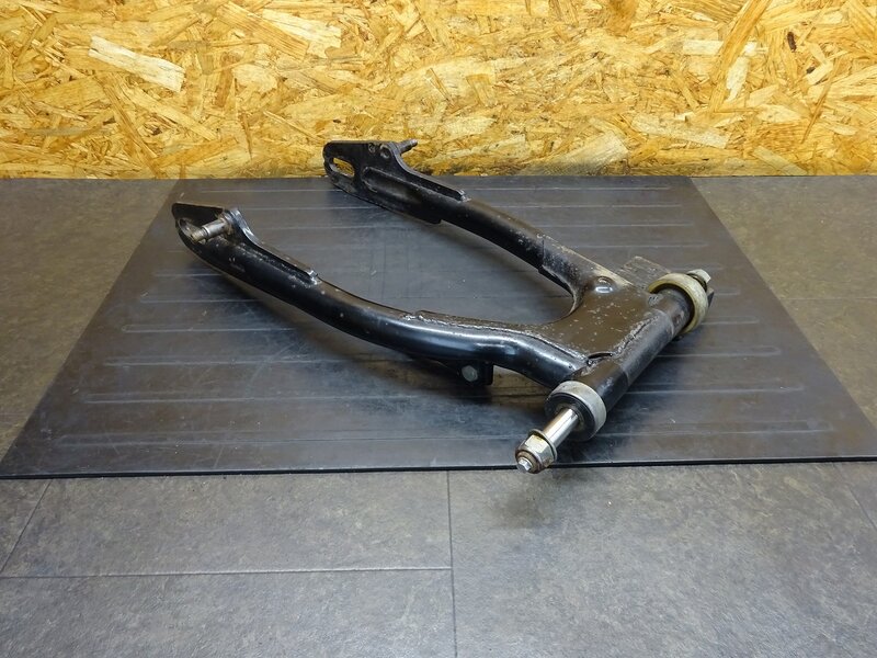 【250501】SR400(1JR-283)■ スイングアーム ピボットシャフト トルクロッド ※検索：SR500 1JN 2J2 2H6 | 中古バイクパーツ通販・買取　ジャンクヤード鳥取　JunkYard