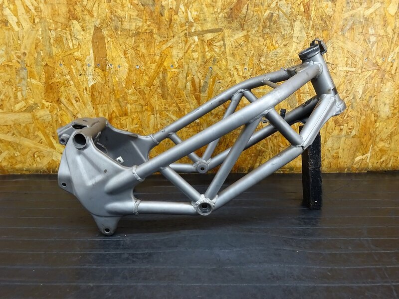 【250509】VTR250(MC33-1702)◇ 書付中古フレーム メインフレーム 【Fi ’17 | 中古バイクパーツ通販・買取　ジャンクヤード鳥取　JunkYard