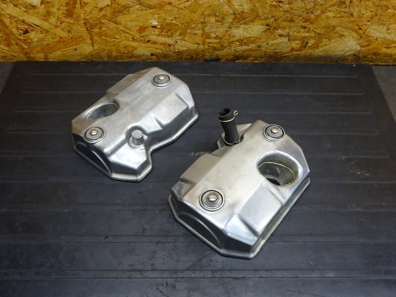 【250735】ブロス400(NC25-1053)◆ シリンダーヘッドカバー エンジンカバー ※エンジンパーツ | 中古バイクパーツ通販・買取　ジャンクヤード鳥取　JunkYard