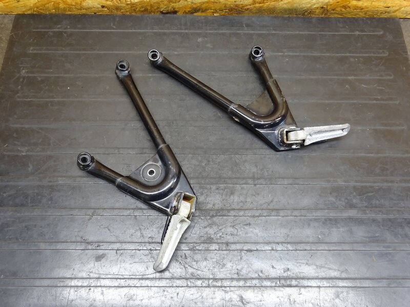 【250909】テンプター(NK43A-101)◆ タンデムステップ左右セット ペグ 【ST400 | 中古バイクパーツ通販・買取　ジャンクヤード鳥取　JunkYard