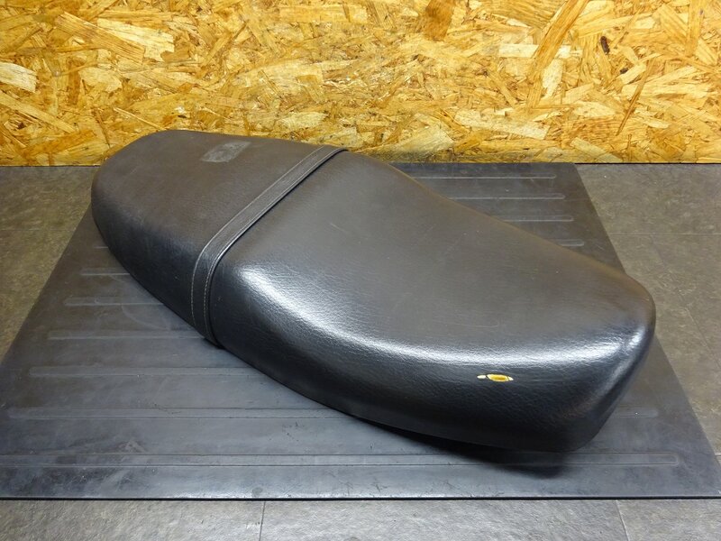 【251226】テンプター(NK43A-100)◆ シート タンデムベルト 破れ有 【ST400 | 中古バイクパーツ通販・買取　ジャンクヤード鳥取　JunkYard