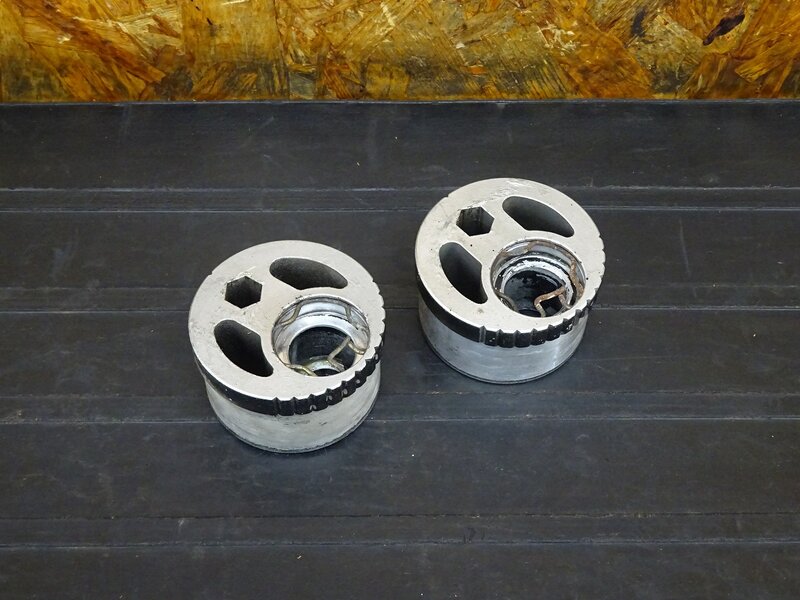 【260312】ゼファー400(ZR400C-094)◇ エキセントリックカラー 腐食/汚れ有 【C5 | 中古バイクパーツ通販・買取　ジャンクヤード鳥取　JunkYard